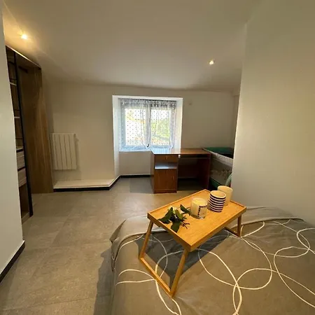 Maison Avec * Le Fief-Sauvin